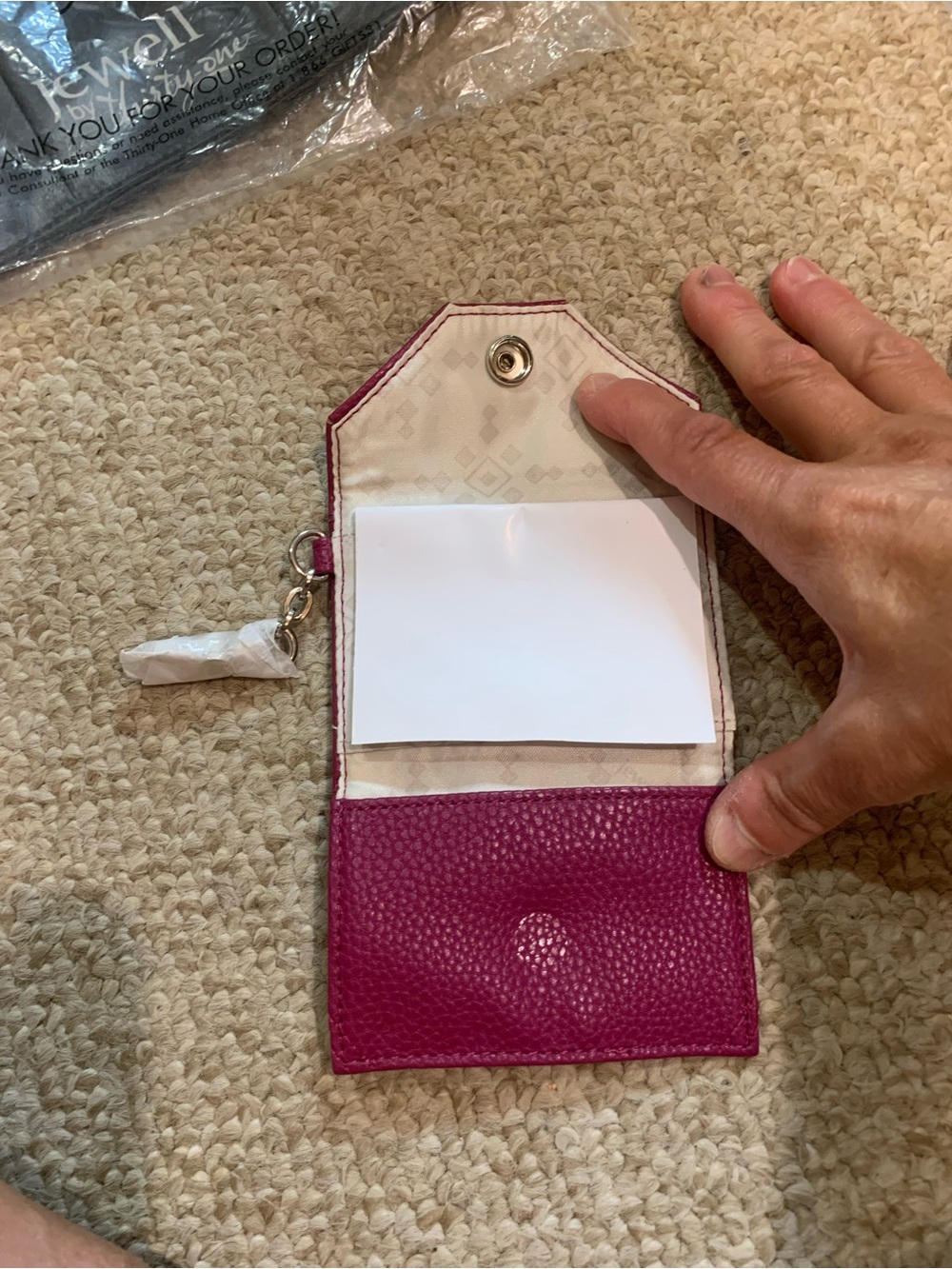 thirty-one Fuchsia Pebbled Leather Key & Card Holder with Snap brand new